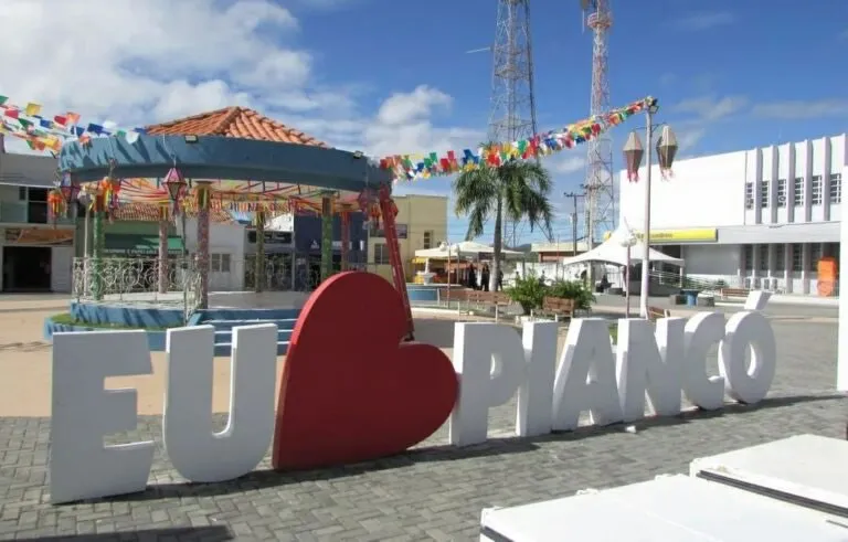 ALPB realiza sessão, ouve a população sobre situação hídrica e leva caminhão de serviços a Piancó nesta terça-feira (07)