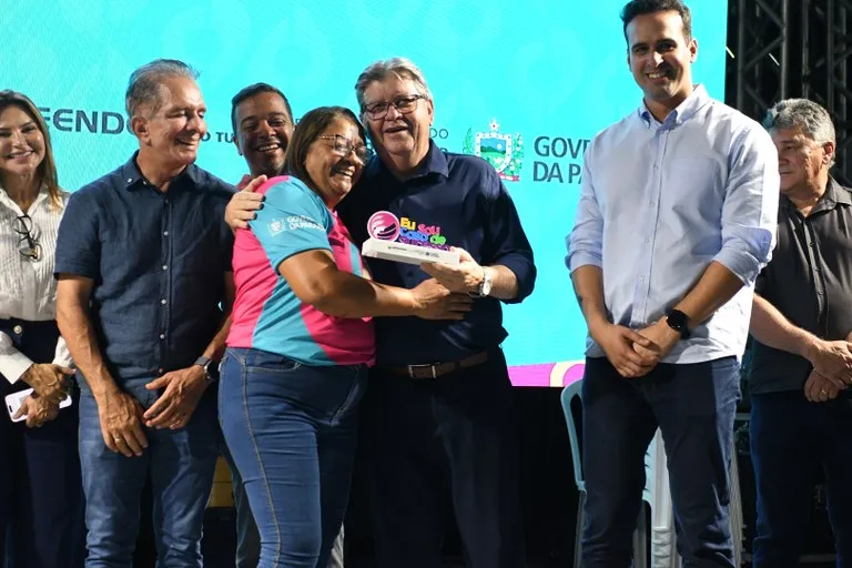 João Azevêdo abre 14ª Fenemp em Patos e destaca incentivo do Governo ao empreendedorismo na Paraíba