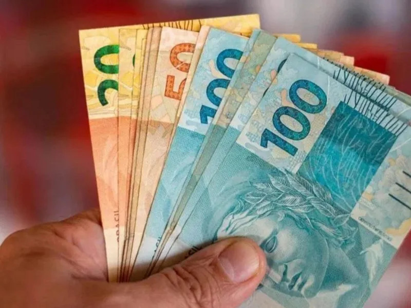 Prefeito Bal Lins anuncia pagamento da folha de outubro a pelo menos 15 dias antes do mês trabalho