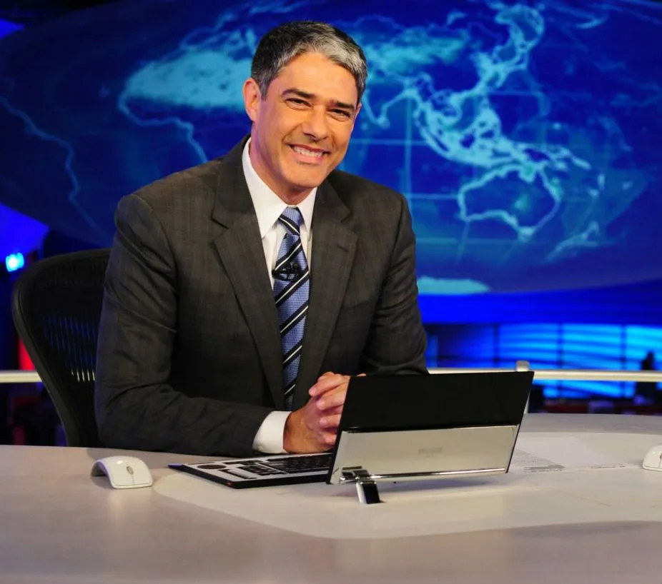 William Bonner na bancada do Jornal Nacional