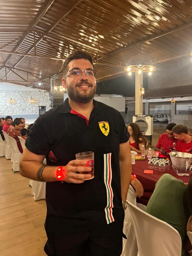Na Pista da Ferrari, Adolfo Diniz Celebra seu aniversário em Grande Estilo em Santa Helena; veja imagens 