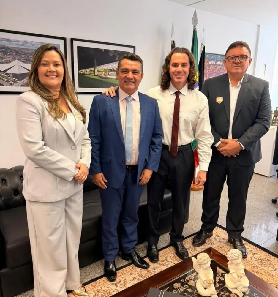 Larúcia Sá cumpre agenda em Brasília ao lado do prefeito Luiz Claudino|Foto: Divulgação