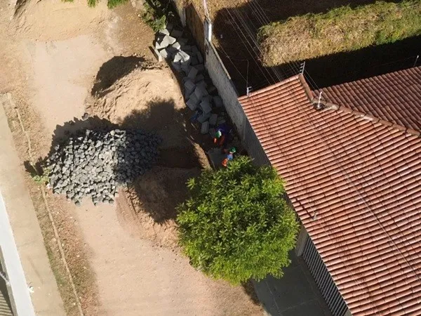 Prefeitura inicia pavimentação da Rua José Ferreira Pires no bairro Fátima Santos|Foto: Divulgação