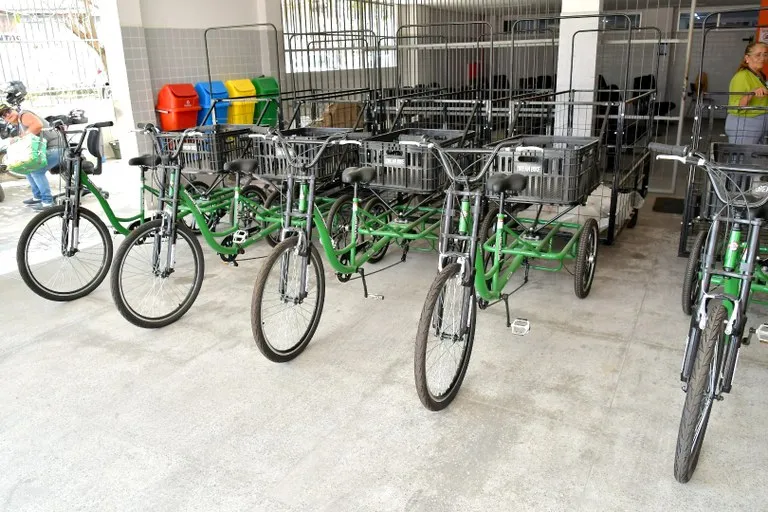 Governo da Paraíba inicia entrega de triciclos para catadores de materiais recicláveis|Foto: Reprodução
