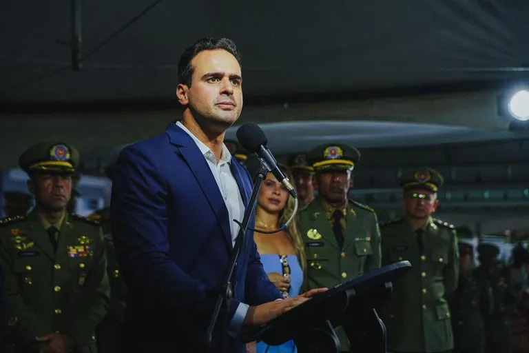 Lucas Ribeiro participa da formatura de novos aspirantes da PM|Foto: João Paulo Sousa