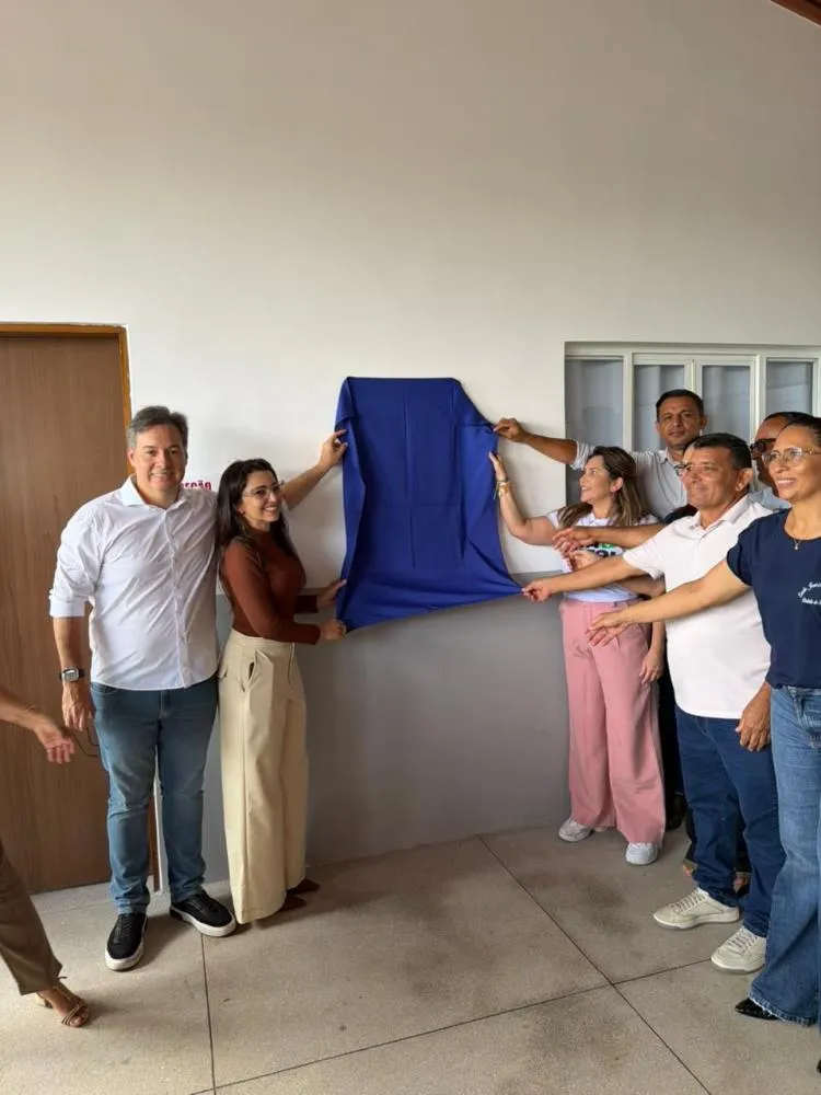 Júnior Araújo participa da inauguração de escola no distrito de Engenheiro Ávidos, em Cajazeiras-PB|Foto: Divulgação