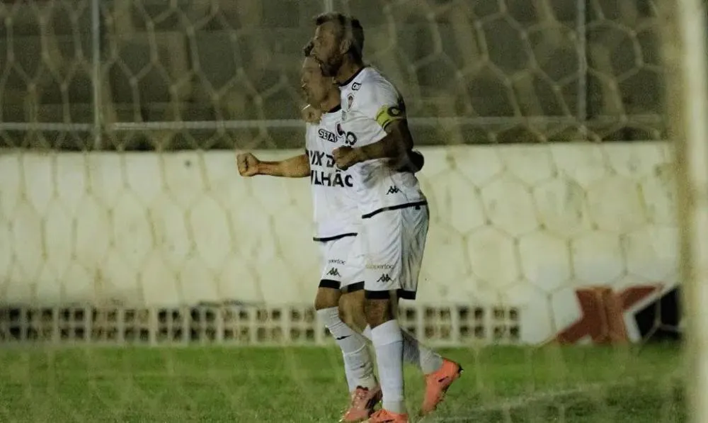 Botafogo vence 