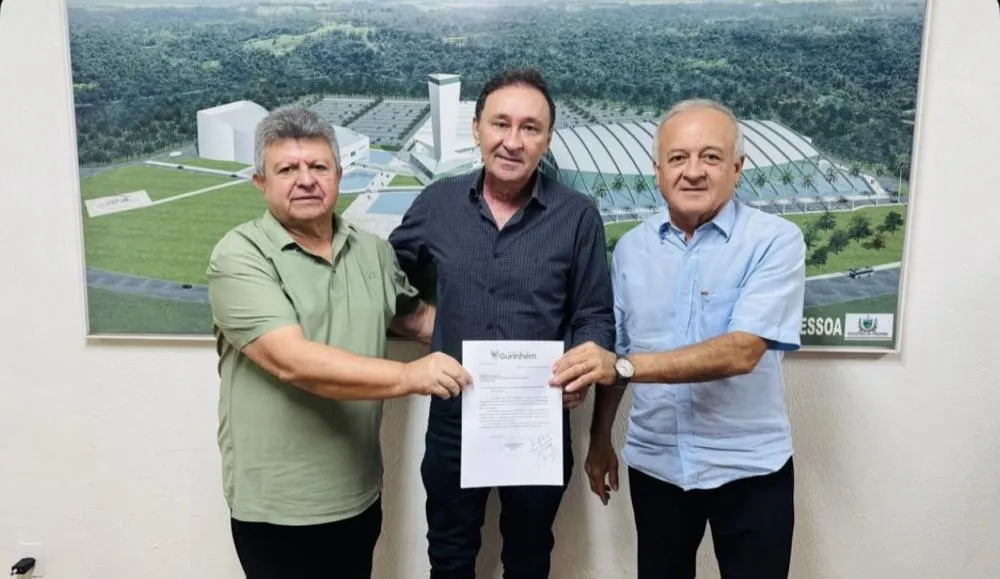 Branco Mendes (Republicanos) tem reunião com Deusdete Queiroga|Foto: Divulgação