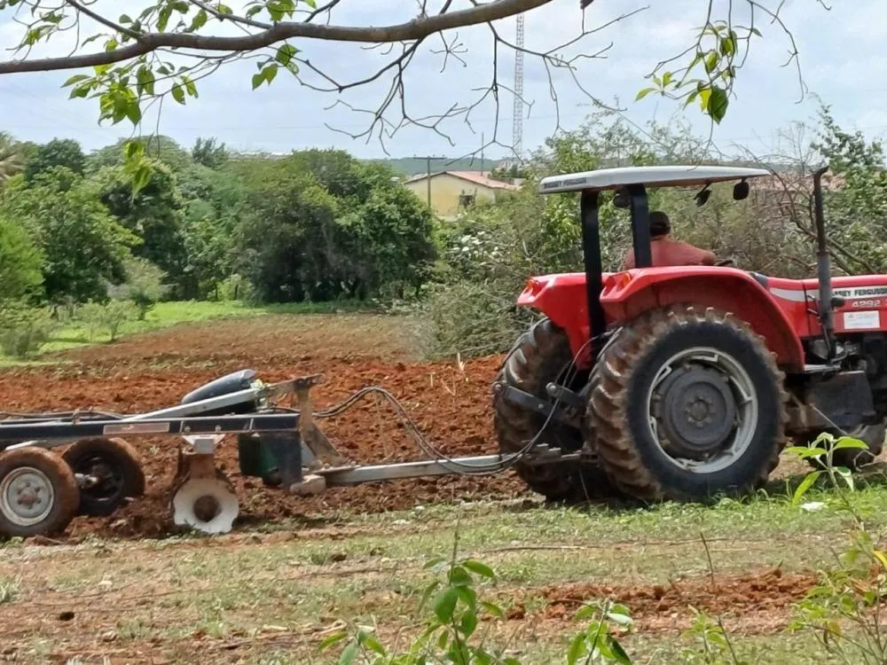 Corte de terra nas comunidades de Santa Helena-PB|Foto: Divulgação