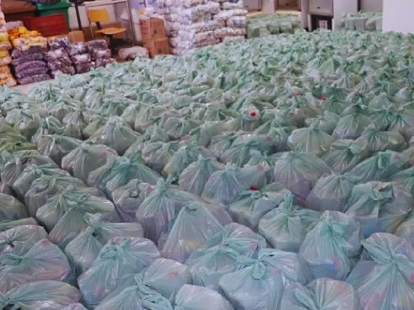 Prefeitura de Cajazeiras prepara cestas básicas|Foto: Divulgação