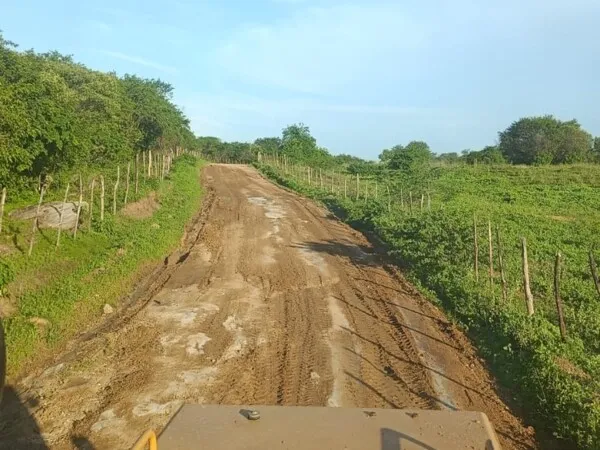 Prefeitura intensifica recuperação de trechos danificados pelas chuvas|Foto: Assessoria