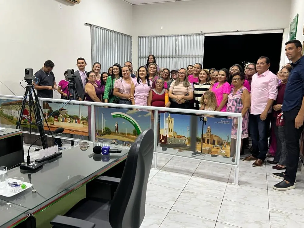 Câmara de Santa Helena realiza sessão especial em homenagem às mulheres