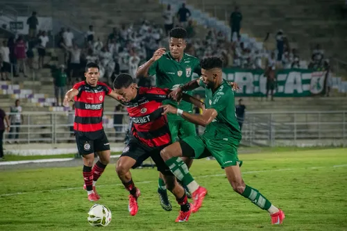 Sousa bate o Campinense nos pênaltis e avança à final pelo 4º ano seguido. (Foto: Estefinho Francelino / Campinense)