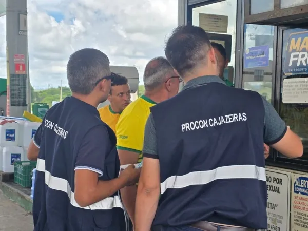 PROCON Municipal notifica 19 postos durante operação de fiscalização de combustíveis|Foto: Assessoria