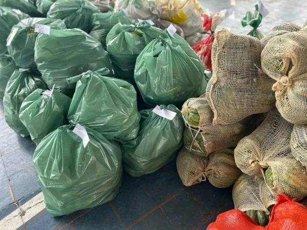 Prefeitura de Cajazeiras-PB distribui mais de 10 toneladas de alimentos pelo Programa de Aquisição de Alimentos-PAA|Foto: Assessoria