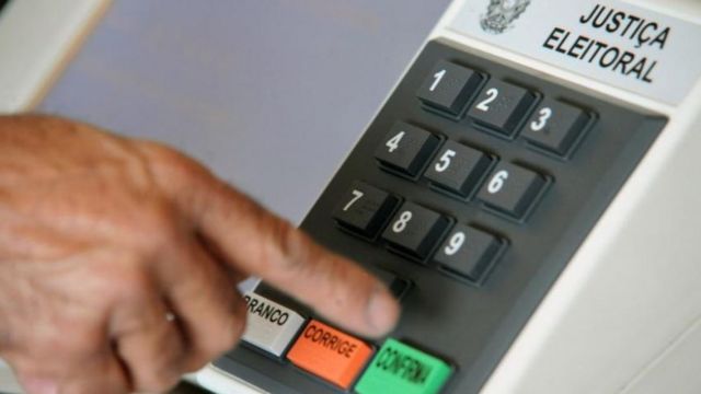 Urna eletrônica (Foto BBC) 
