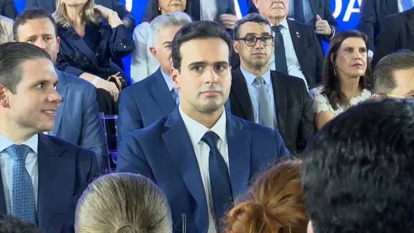 Lucas Ribeiro durante cerimônia de posse|Foto: Reprodução/TV Cabo Branco