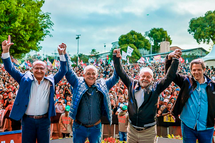 Lula durante comício (foto: PT.org) 