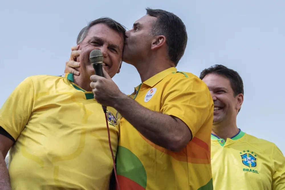Flávio fez um novo gesto a favor de uma anistia aos envolvidos em episódios de teor golpista