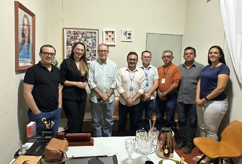 Prefeita de Bom Jesus recebe técnicos da Cagepa e discute adutora de Lagoa do Arroz para o distrito de São José|Foto: Emanuela Almeida