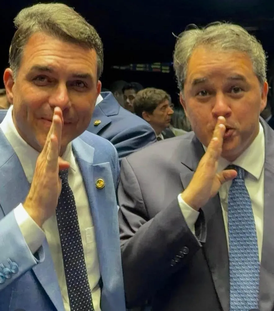 Efraim e Flávio 