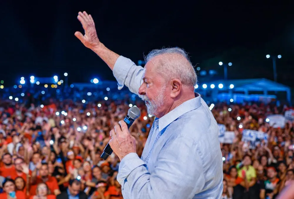 Lula atingiu 48,4%, um avanço em comparação aos 46,6% registrados no mês anterior