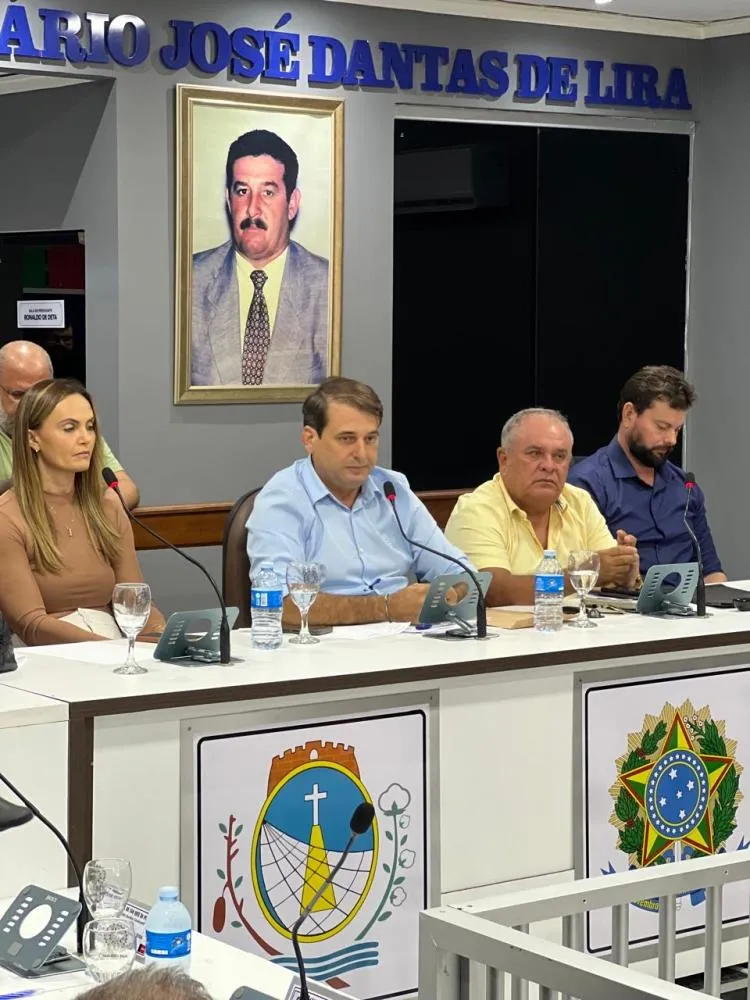 Prefeito Bal Lins anuncia atrações da Micaranhas e São João 2026|Foto: Divulgação
