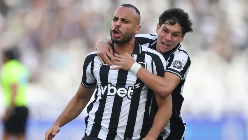 Alvinegro Carioca dominou as ações e derrotou o Corinthians por 3 a 1