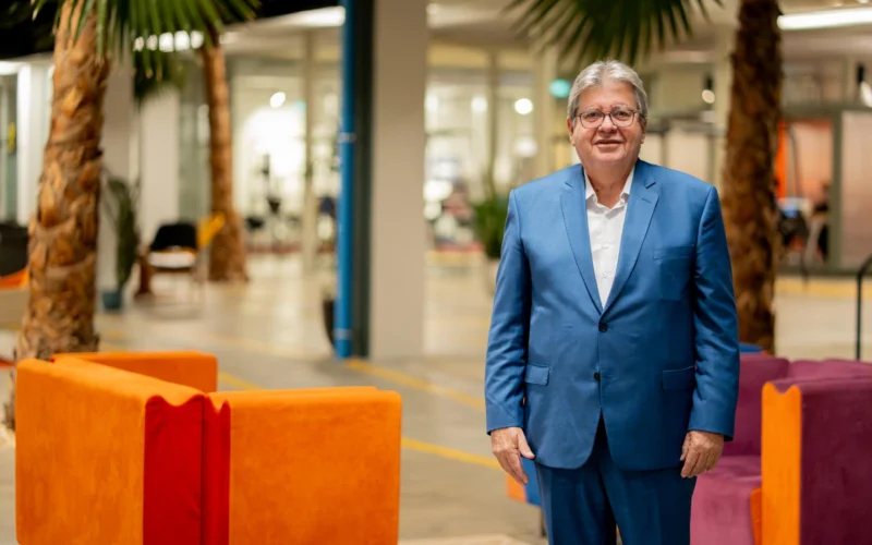 Ex-governador e pré-candidato ao Senado pela Paraíba, João Azevêdo (PSB)|Foto: Forbes Portugal