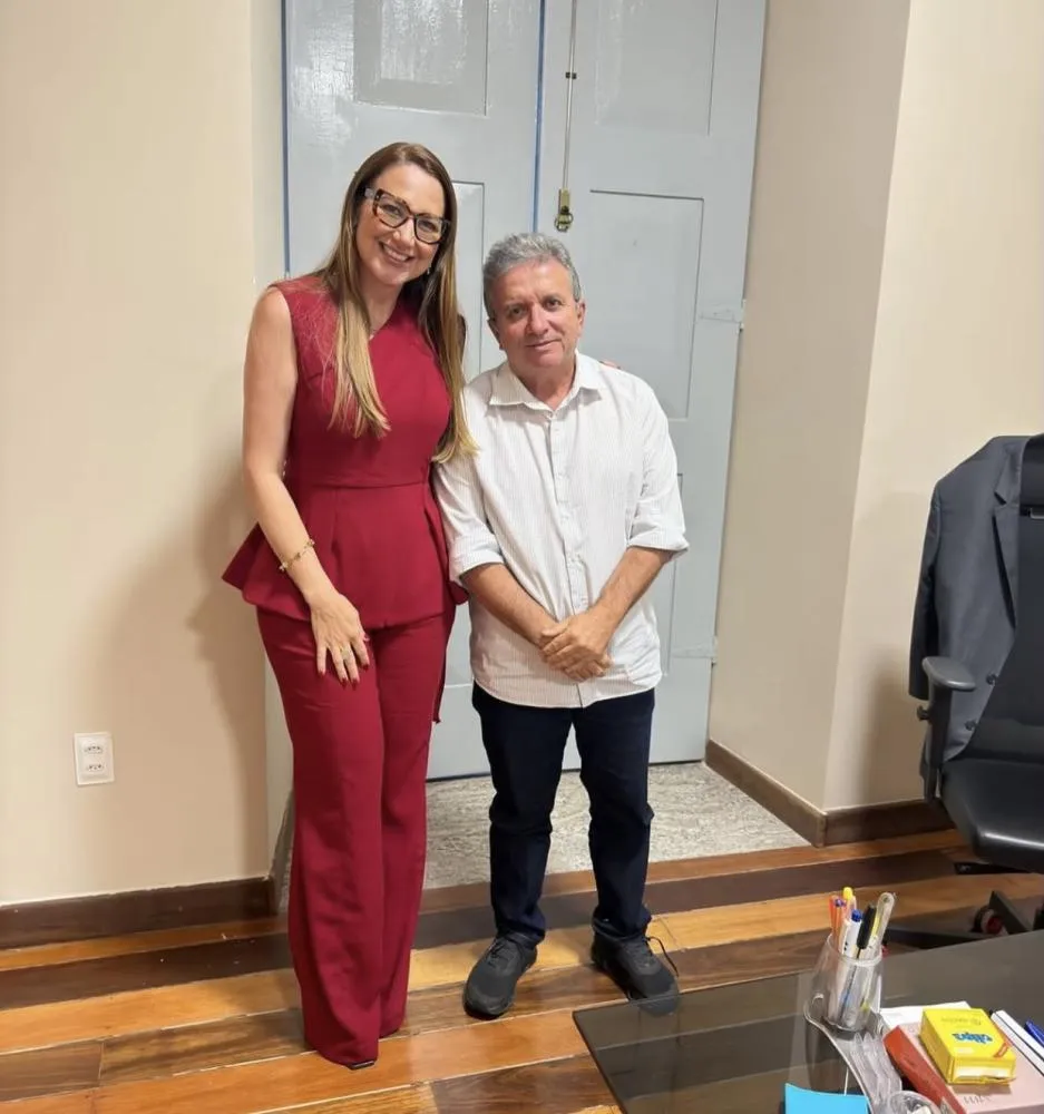 Denise Bayma tem reunião com secretário estadual em busca de novos recursos para Bom Jesus